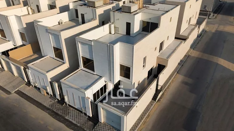 فيلا للبيع في شارع الطيب العقبي, حي العروبة, مدينة الدمام, المنطقة الشرقية صورة 2