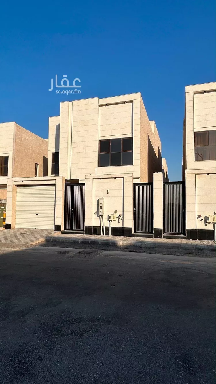 فيلا للبيع في شارع الطيب العقبي, حي العروبة, مدينة الدمام, المنطقة الشرقية