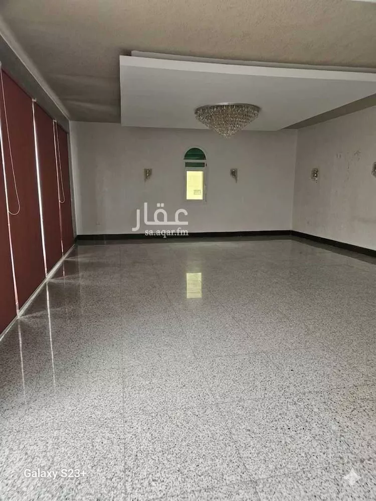 Floor for Rent in Medina Al Hadiqah صورة 4