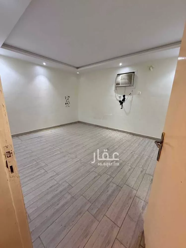 فيلا للإيجار في شارع حسين عرب, حي السلام, مدينة الرياض, منطقة الرياض صورة 2