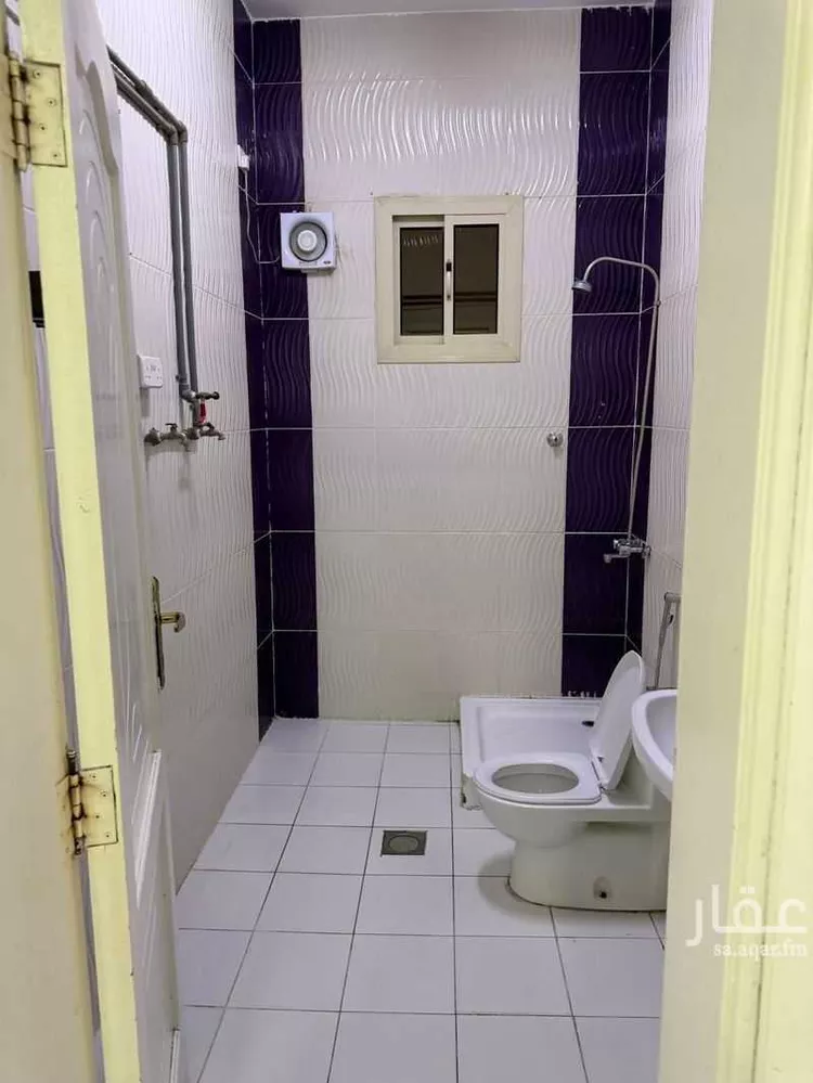 شقة للإيجار في شارع وديعة بن عمرو الجهني ، حي المروج الثاني ، تبوك ، منطقة تبوك صورة 2