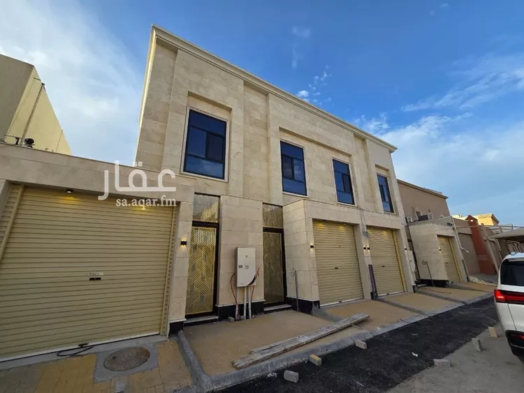 فيلا للبيع في شارع المشتل, حي النورس, مدينة الدمام, المنطقة الشرقية 1 صورة