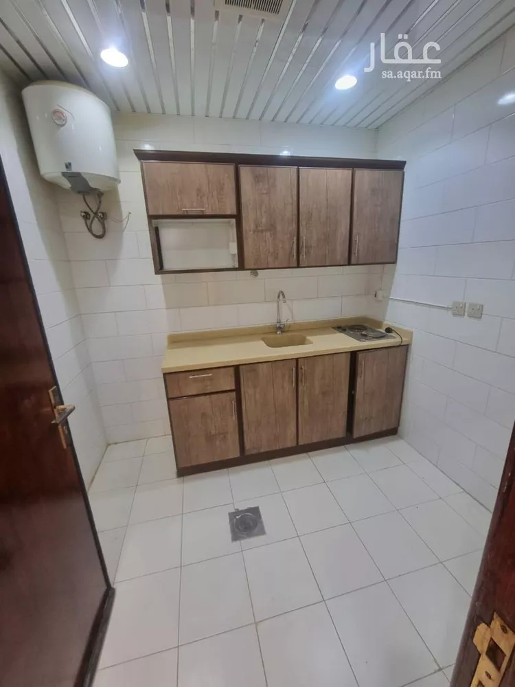 شقة للإيجار في شارع بعلبك, حي غرناطة, مدينة الرياض, منطقة الرياض صورة 2