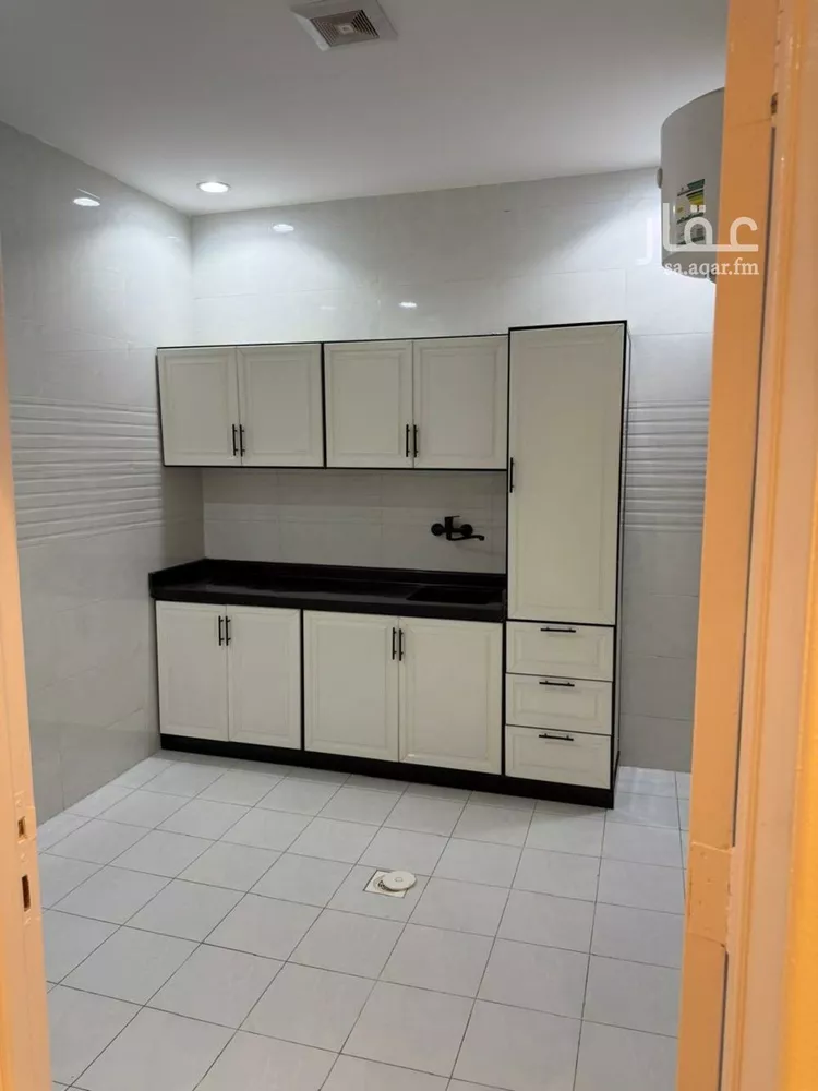 شقة للإيجار في شارع ابن الطيب, حي الملز, مدينة الرياض, منطقة الرياض صورة 5