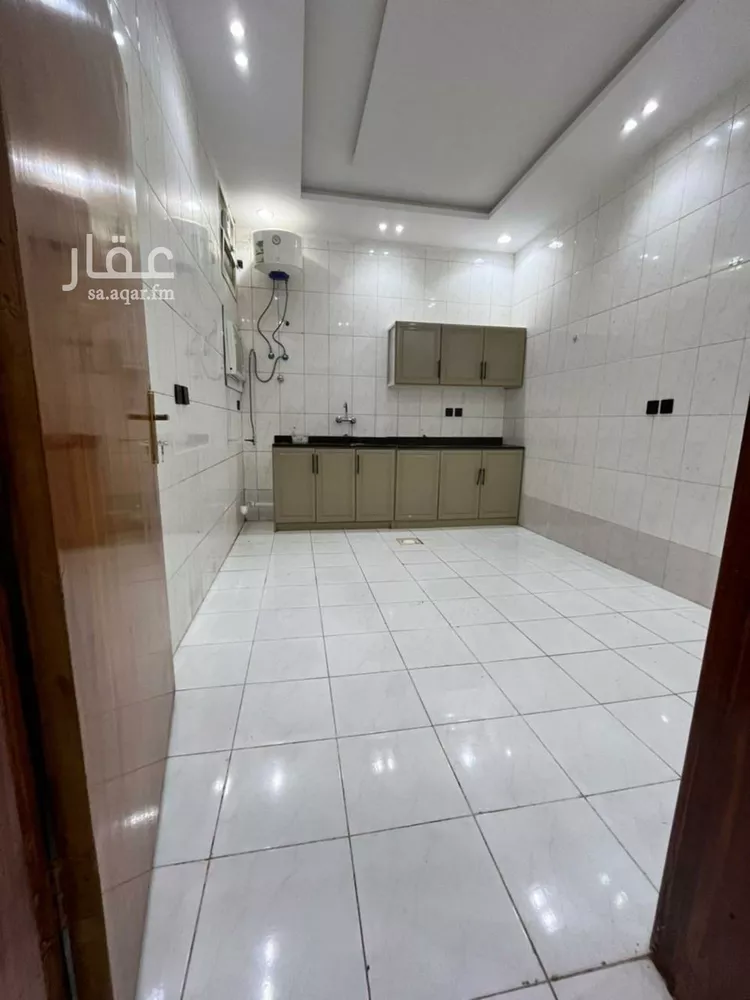 شقة للإيجار في شارع ابي بكر الصديق الفرعي, حي التعاون, مدينة الرياض, منطقة الرياض صورة 4