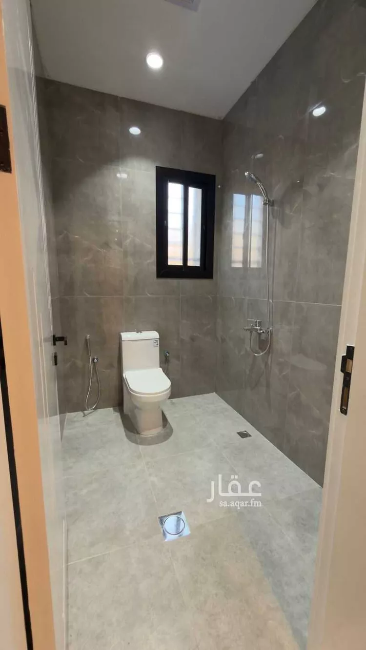 شقة للبيع في شارع ابو عثمان الانصاري, حي أم الرصف, مدينة الطائف, منطقة مكة المكرمة صورة 2