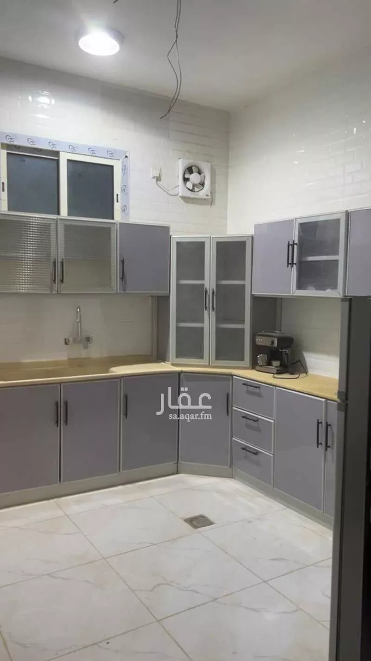 شقة للبيع في شارع محمد النبهاني, حي البوادي, مدينة تبوك, منطقة تبوك 23