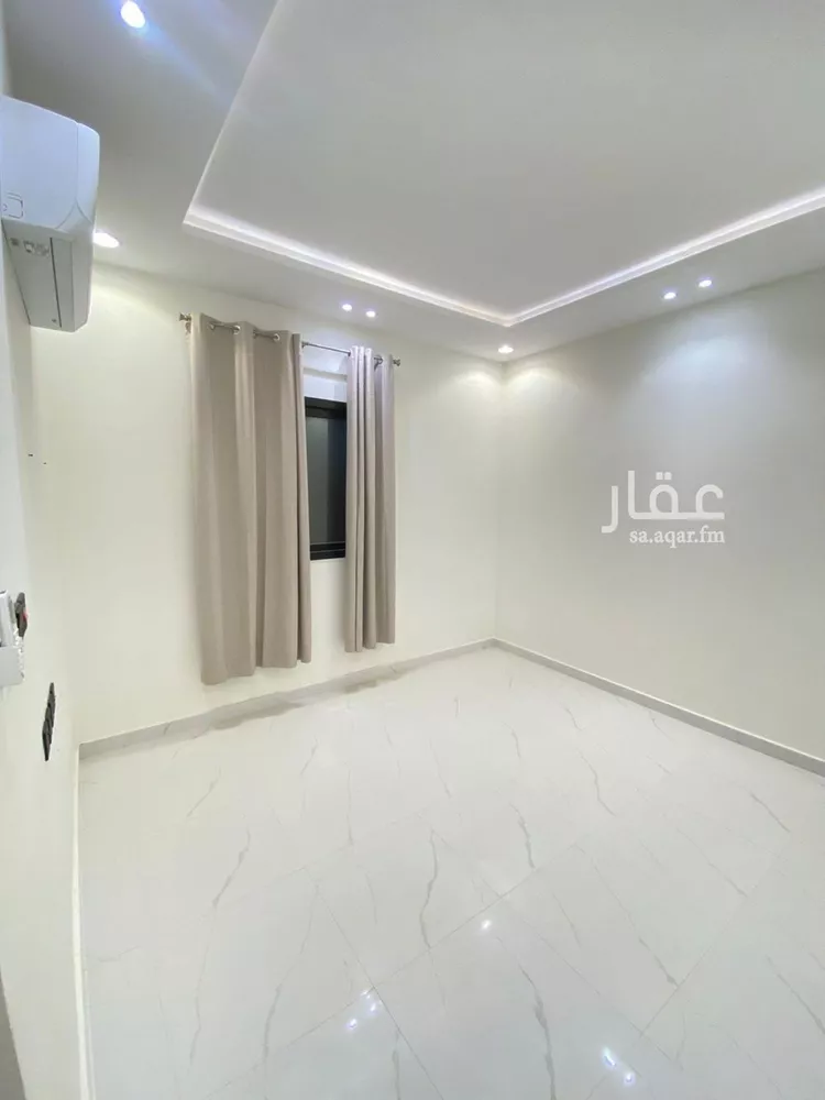 فيلا للإيجار في شارع أصفان, حي العريجاء الأوسط, مدينة الرياض, منطقة الرياض 8