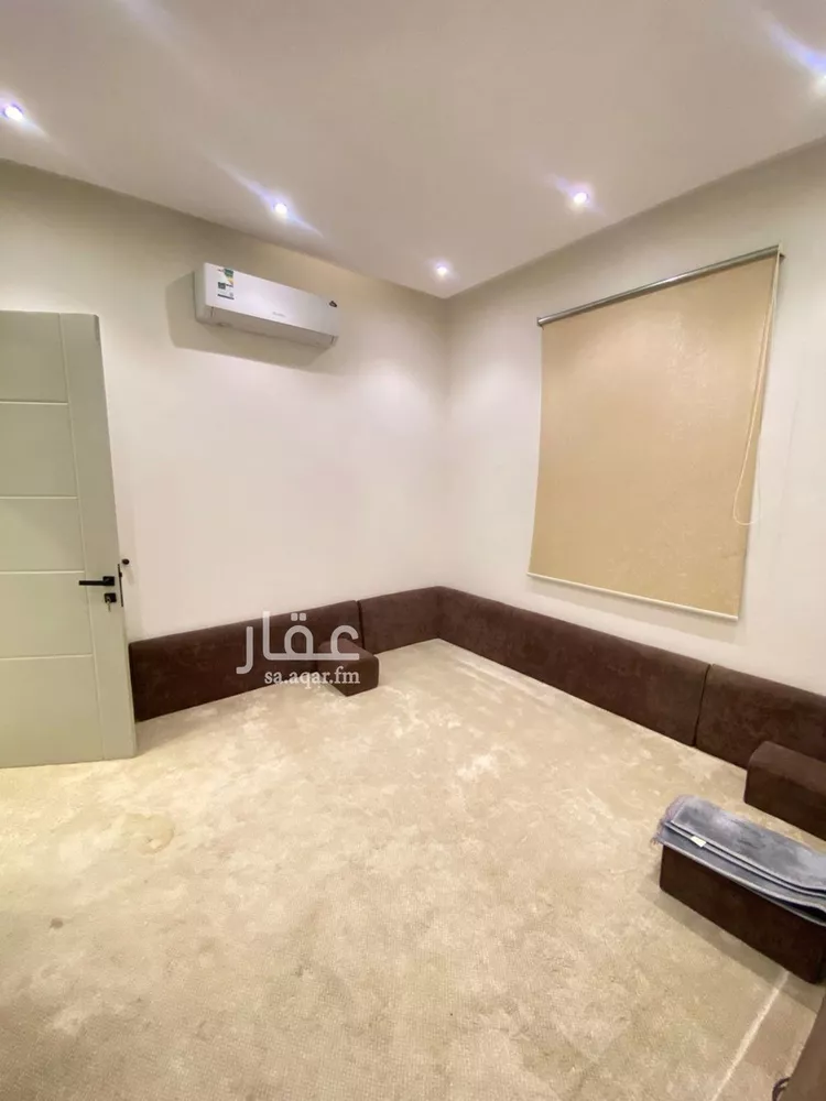 فيلا للإيجار في شارع أصفان, حي العريجاء الأوسط, مدينة الرياض, منطقة الرياض 26