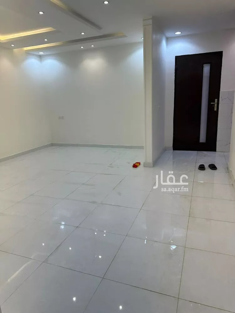 شقة للإيجار في شارع عقبة بن عثمان بن خلدة, حي العوالي, مدينة الرياض, منطقة الرياض 7