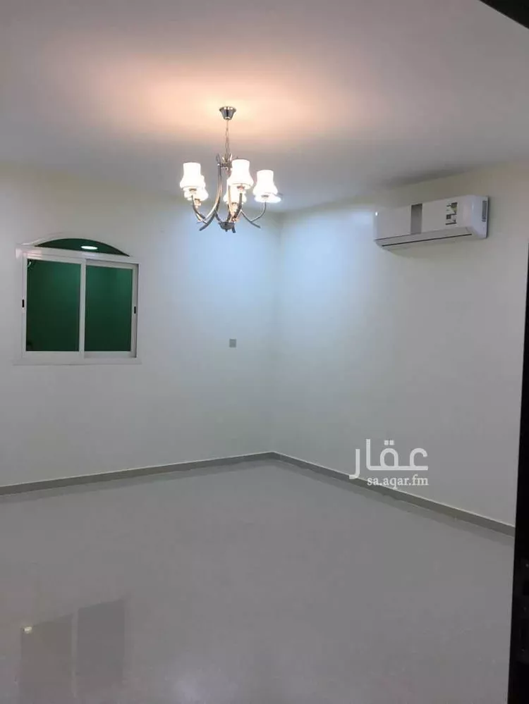 شقة للإيجار في شارع ناصر الدين الألباني ، حي اليمامة ، عنيزة ، عنيزة صورة 3