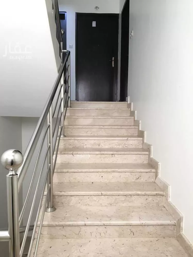 شقة للإيجار في شارع ناصر الدين الألباني ، حي اليمامة ، عنيزة ، عنيزة