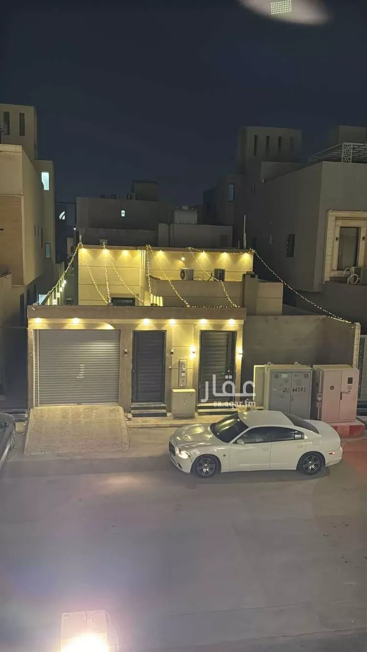 دور للبيع في شارع قيس بن الملوح, حي الرمال, مدينة الرياض, منطقة الرياض 7