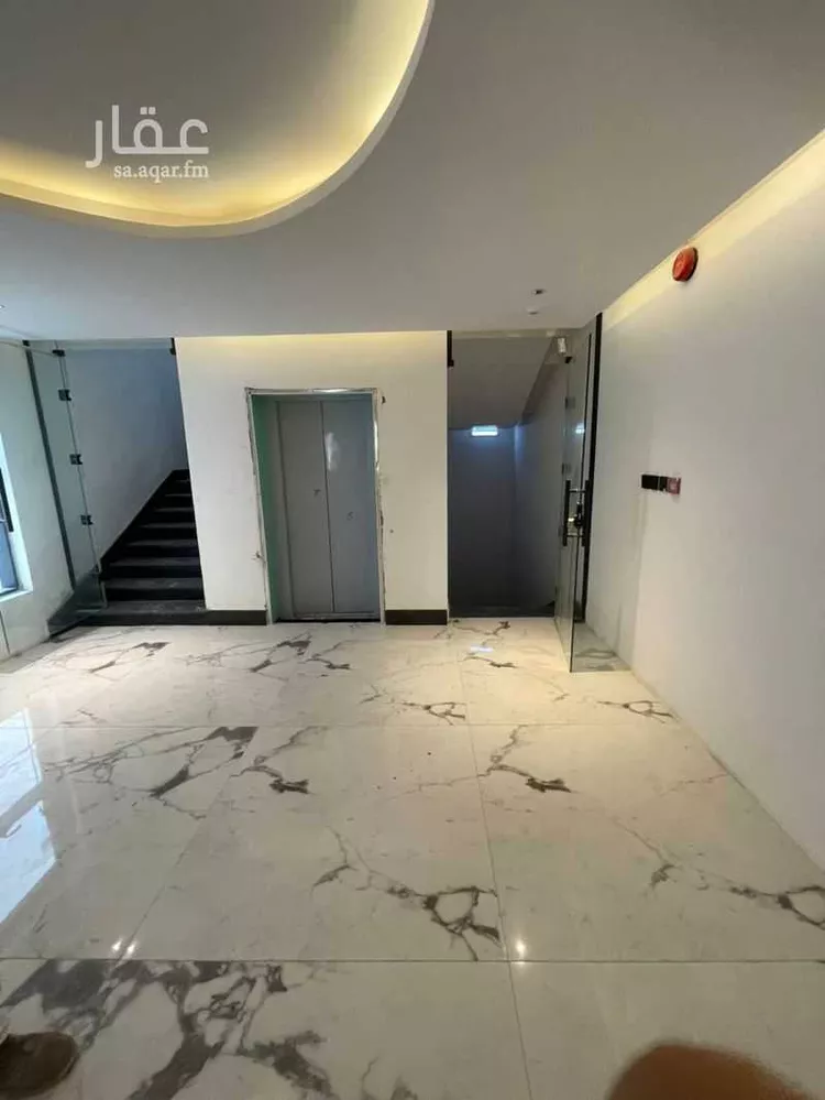 عمارة للإيجار في شارع نهاوند, حي ظهرة لبن, مدينة الرياض, منطقة الرياض صورة 3