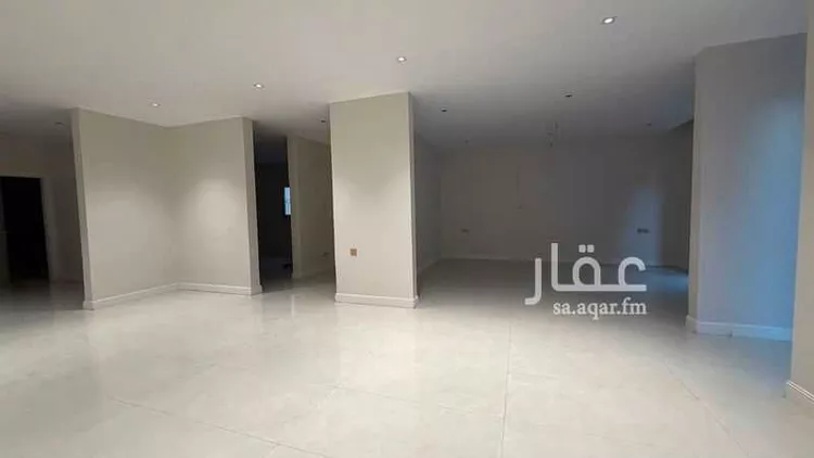 فيلا للبيع في شارع ساجر, حي العريجاء الغربي, مدينة الرياض, منطقة الرياض صورة 5