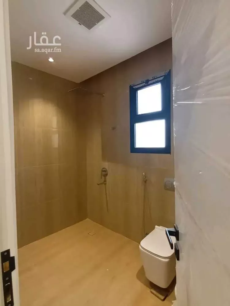 فيلا للبيع في شارع جبل اللوز, حي الرمال, مدينة الرياض, منطقة الرياض 7