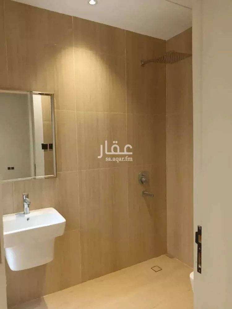 فيلا للبيع في شارع جبل اللوز, حي الرمال, مدينة الرياض, منطقة الرياض 9