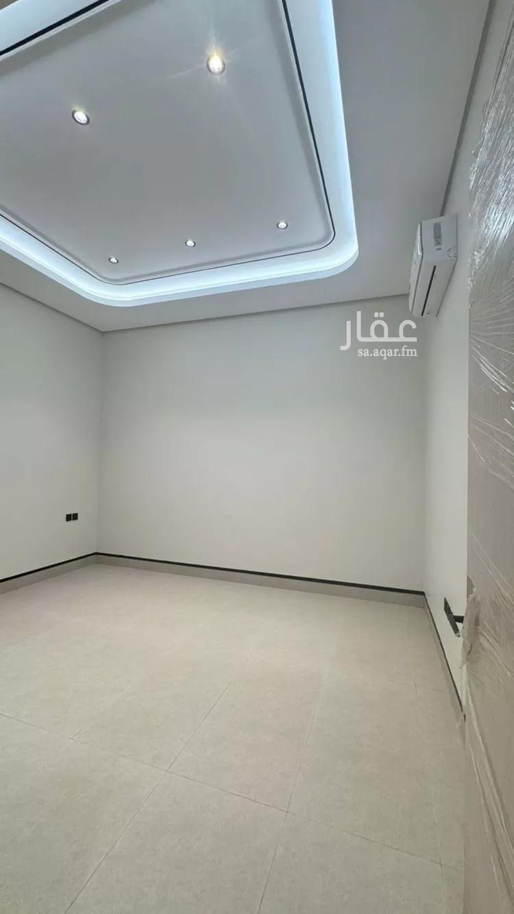 Floor for Sale in Riyadh Ar Rimal 6