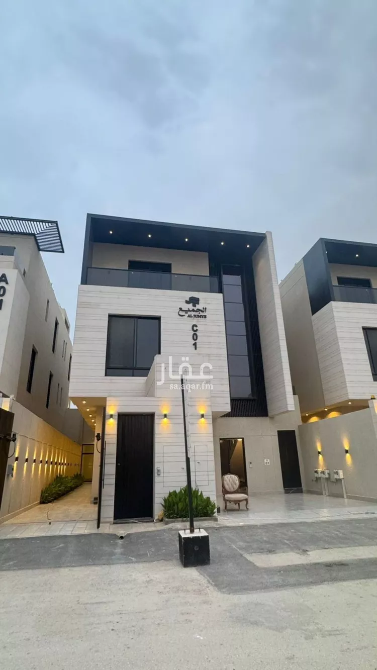 Floor for Sale in Riyadh Ar Rimal 8