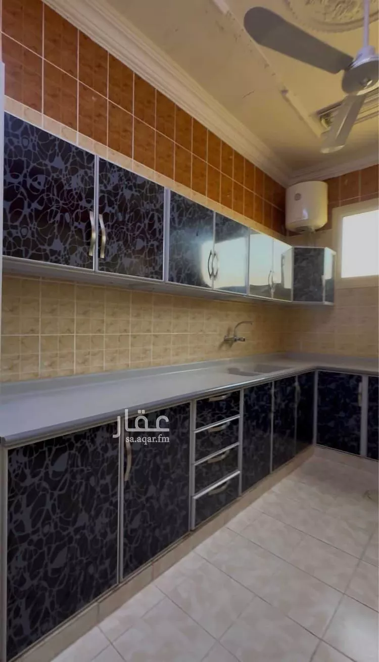 شقة للإيجار في شارع هاشم بن عتبه ، حي المروج الثاني ، تبوك ، منطقة تبوك صورة 2