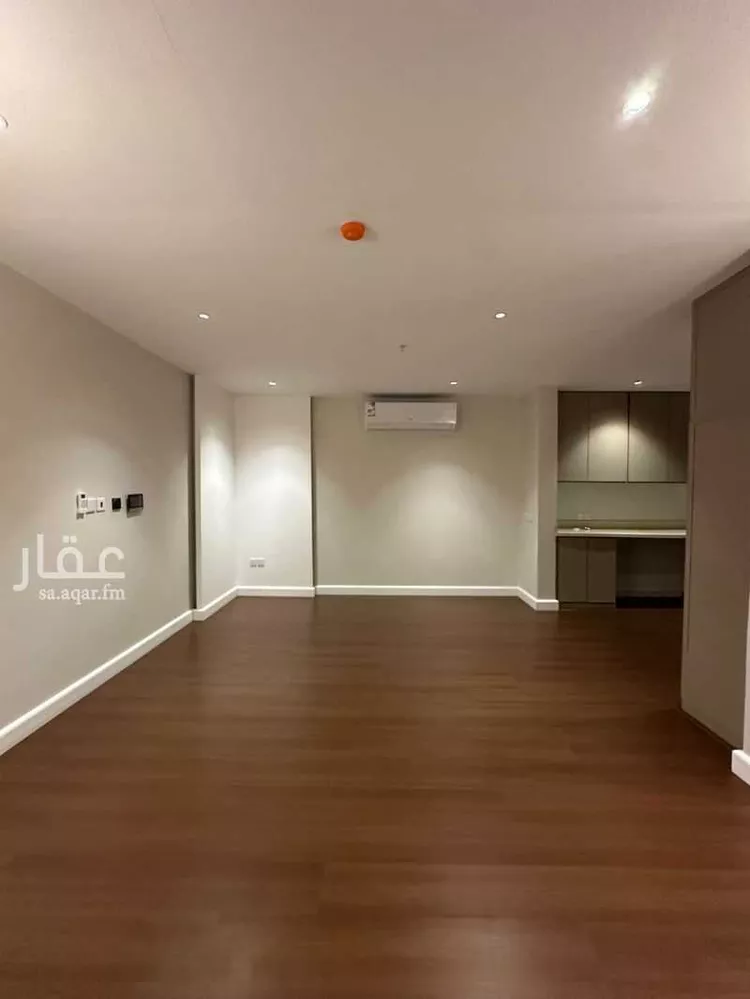 شقة للإيجار في شارع بيرين, حي الحمراء, مدينة الخبر, المنطقة الشرقية 9