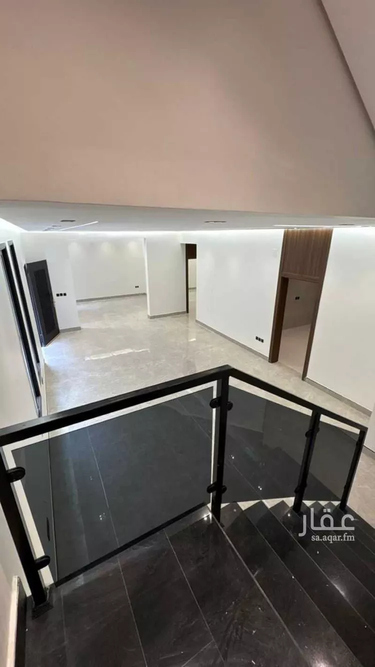 فيلا للبيع في شارع خريص, حي النظيم, مدينة الرياض, منطقة الرياض صورة 2