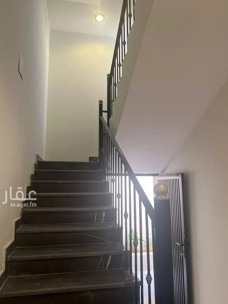 دور للبيع في شارع رقم 2, حي الجنادرية, مدينة الرياض, منطقة الرياض صورة 2