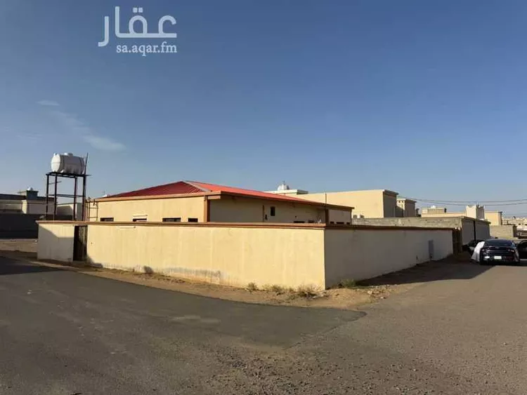 بيت للإيجار في شارع الملحة القديمة 103 ، السلم ، رنية