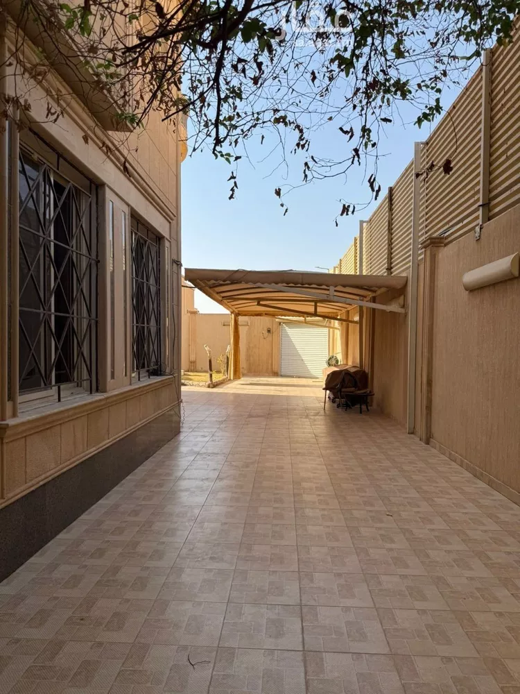 Villa for Sale in Riyadh Ishbiliyah صورة 3