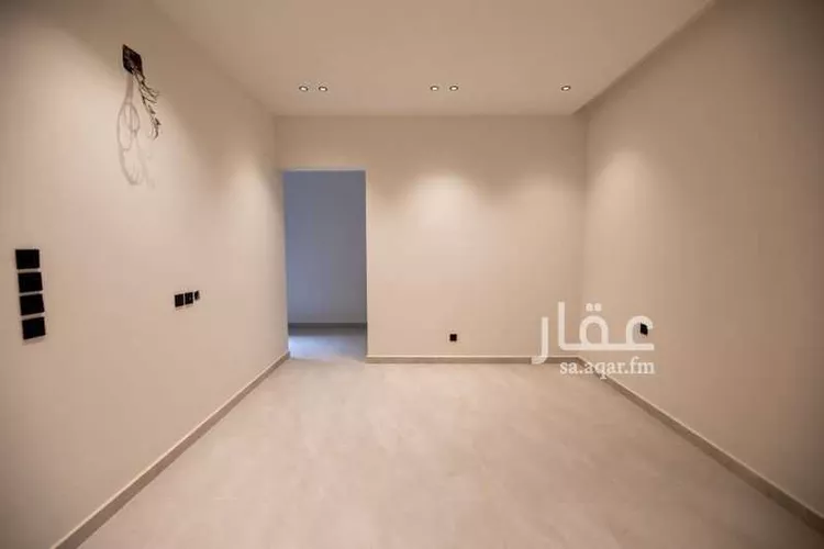 Floor for Sale in Riyadh Ash Sharq 7