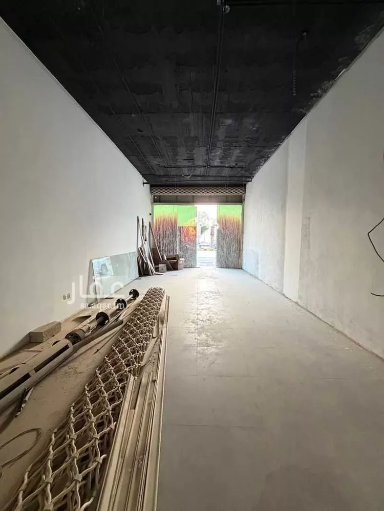 محل للإيجار في شارع بحر العرب, حي اليرموك, مدينة الرياض, منطقة الرياض 1 صورة