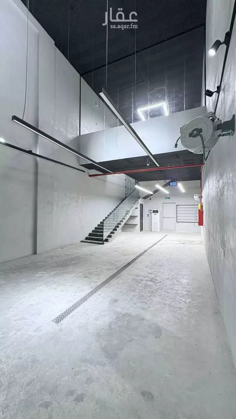 Shop for Rent in Riyadh Al Yasmin صورة 4