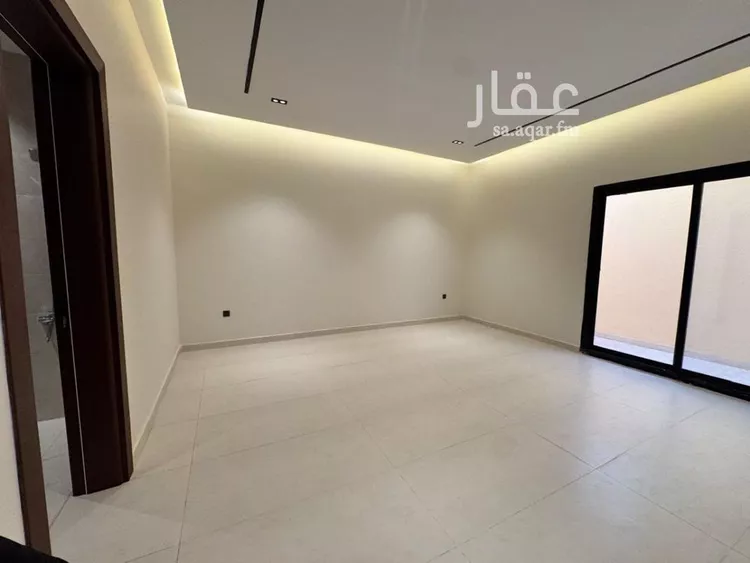 Floor for Sale in Riyadh Okaz صورة 5