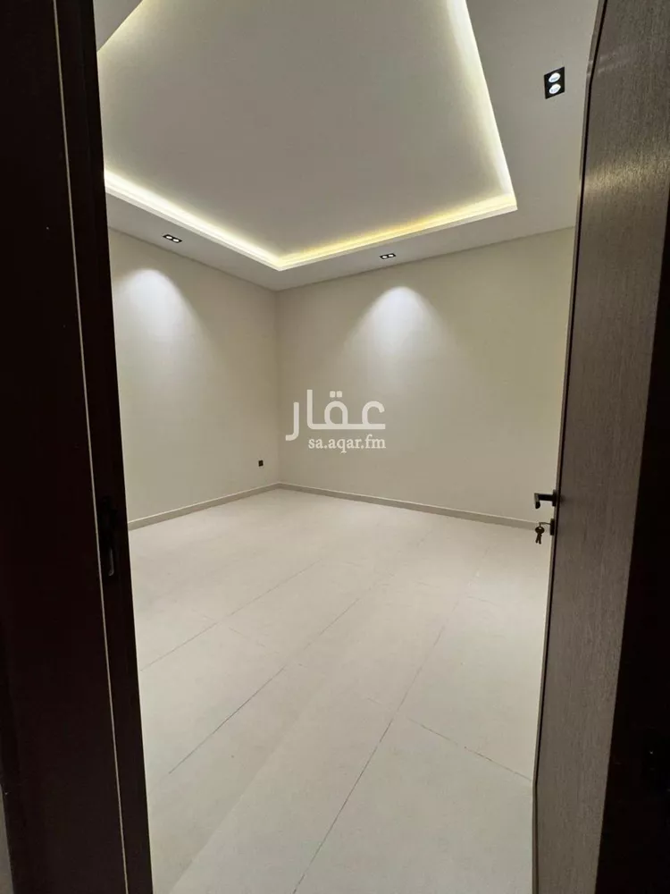 Floor for Sale in Riyadh Okaz