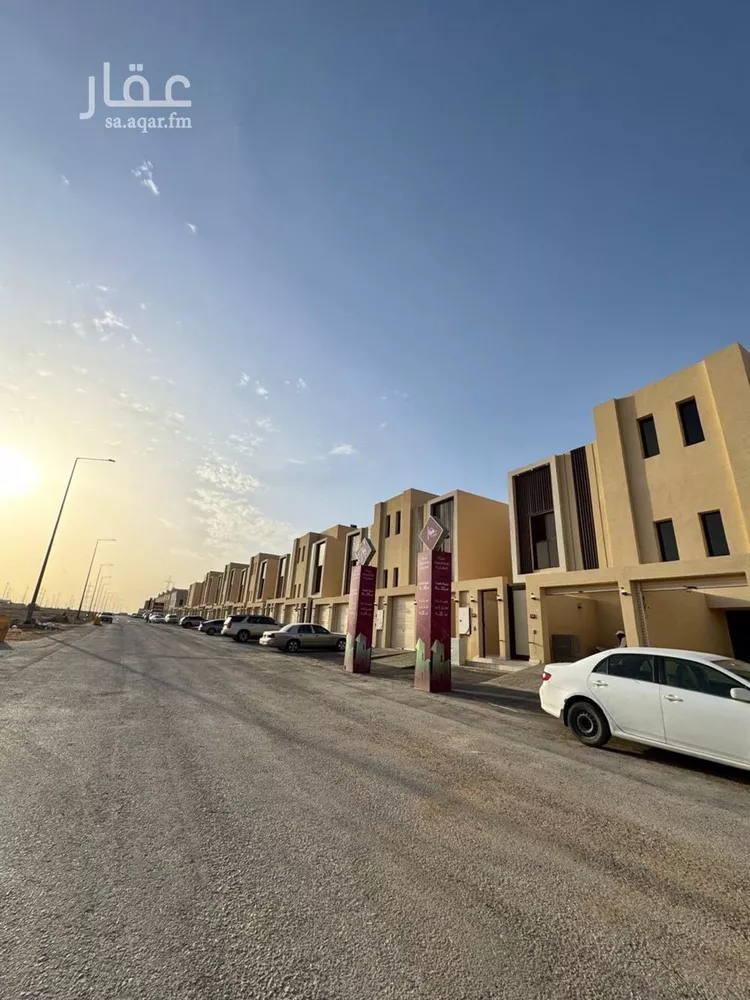 Floor for Sale in Riyadh Okaz صورة 4