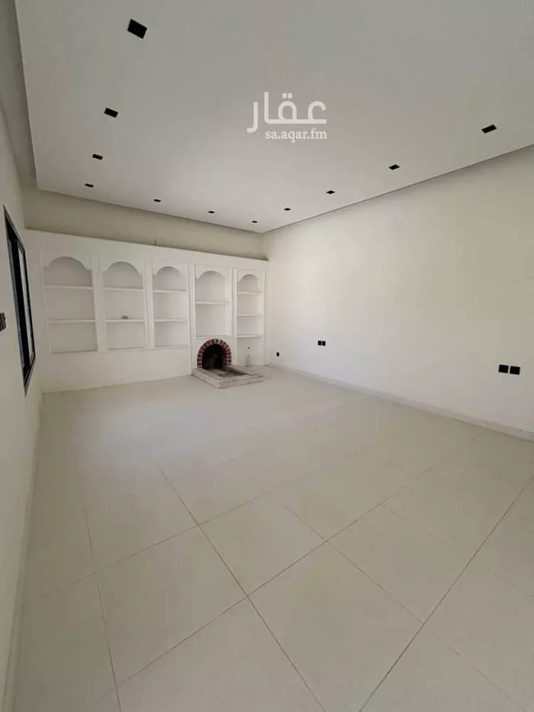 فيلا للبيع في شارع خزيمة بن أوس بن يزيد, حي الملك فهد, مدينة عنيزة, منطقة القصيم صورة 3