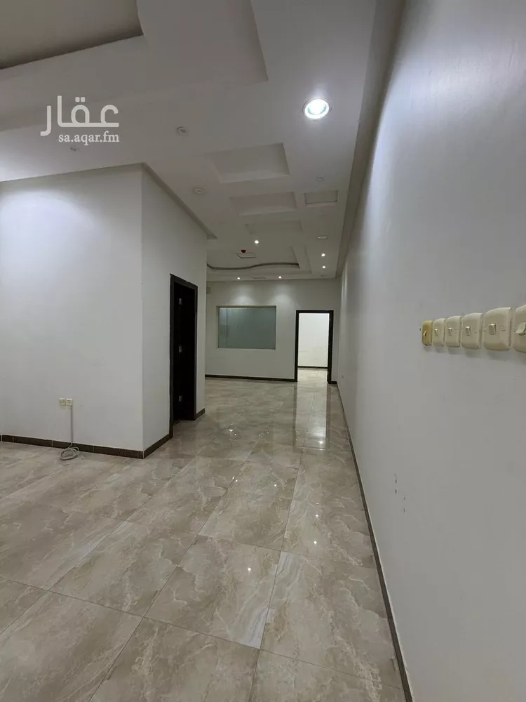 مكتب تجاري للإيجار في شارع الشيخ حسن بن حسين بن علي, حي إشبيلية, مدينة الرياض, منطقة الرياض 10