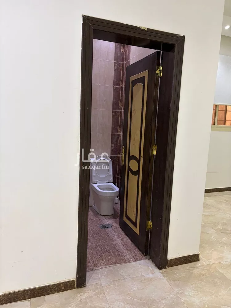 Commercial Office for Rent in Riyadh Ishbiliyah 12