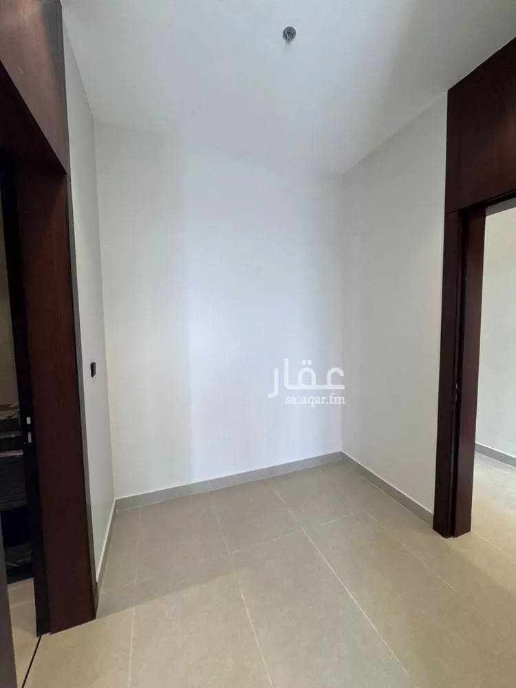 شقة للإيجار في شارع الشيخ حسن بن حسين بن علي, حي اليرموك, مدينة الرياض, منطقة الرياض صورة 4