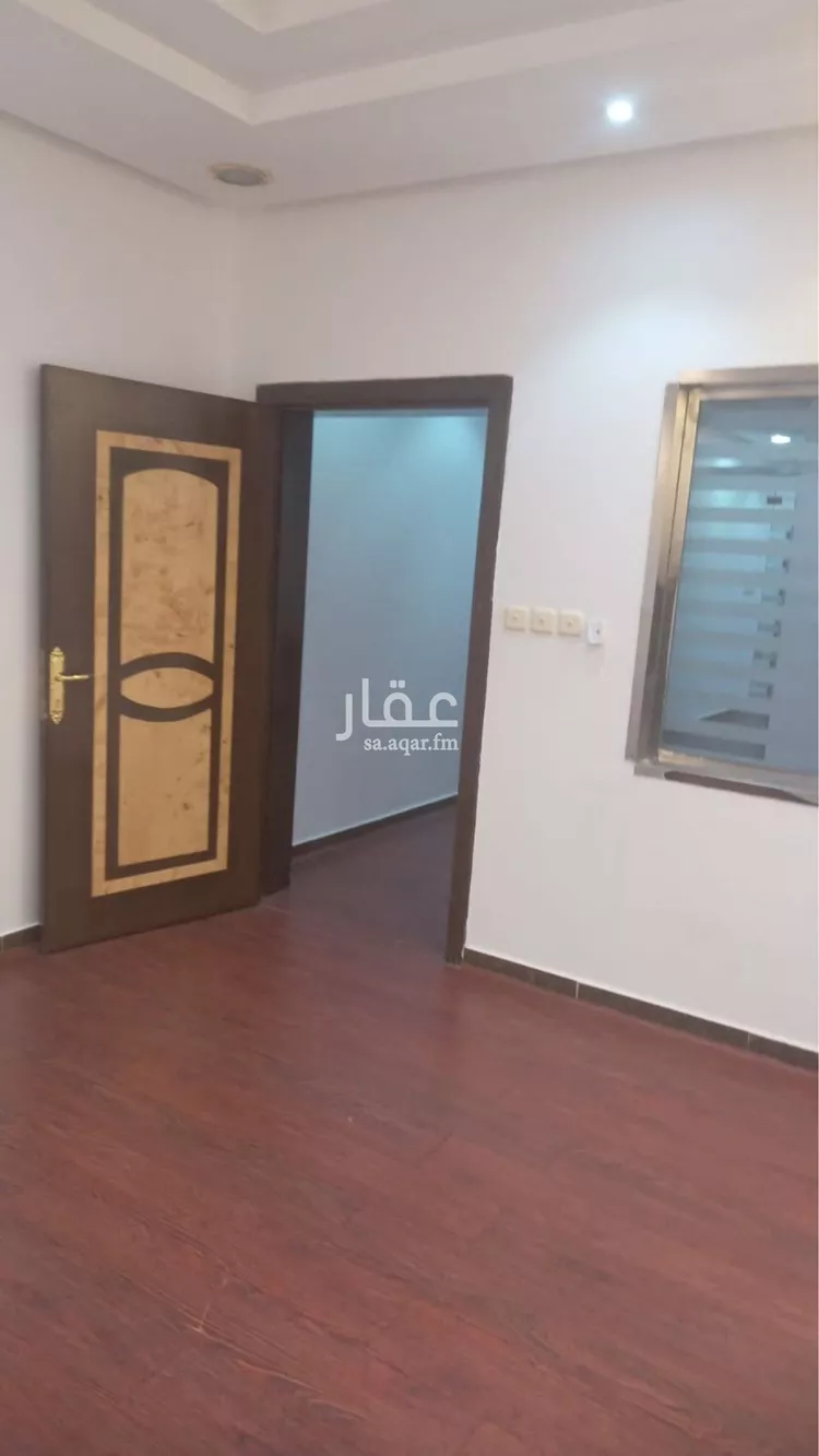 مكتب تجاري للإيجار في شارع الشيخ حسن بن حسين بن علي, حي إشبيلية, مدينة الرياض, منطقة الرياض صورة 2