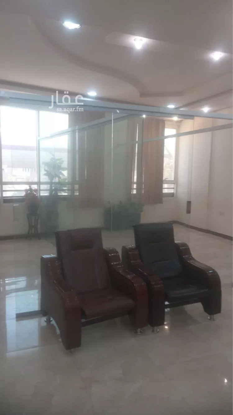 مكتب تجاري للإيجار في شارع الشيخ حسن بن حسين بن علي, حي إشبيلية, مدينة الرياض, منطقة الرياض صورة 3