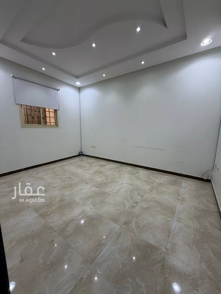 مكتب تجاري للإيجار في شارع الشيخ حسن بن حسين بن علي, حي إشبيلية, مدينة الرياض, منطقة الرياض 9