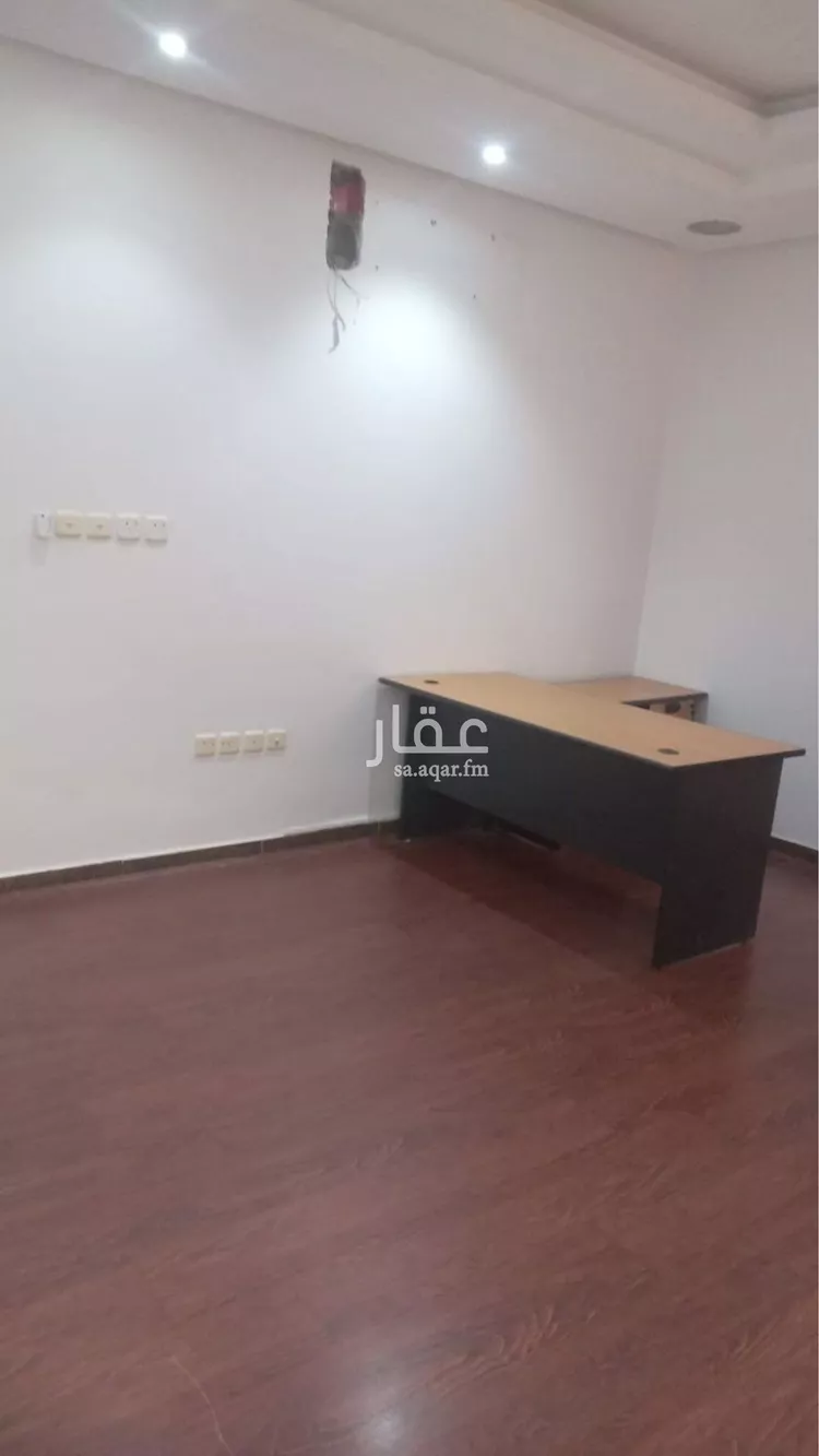 مكتب تجاري للإيجار في شارع الشيخ حسن بن حسين بن علي, حي إشبيلية, مدينة الرياض, منطقة الرياض صورة 4