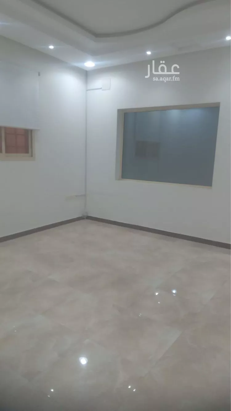 مكتب تجاري للإيجار في شارع الشيخ حسن بن حسين بن علي, حي إشبيلية, مدينة الرياض, منطقة الرياض صورة 5