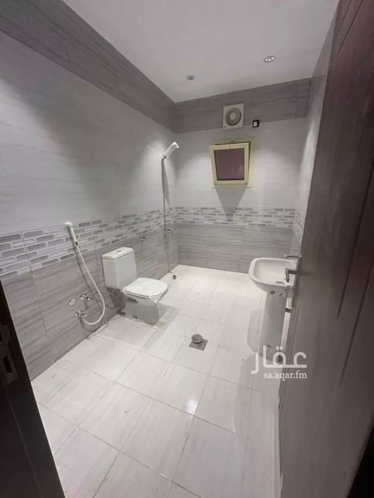 شقة للإيجار في شارع عبدالله بن سلمان, حي الواحة, مدينة جدة, منطقة مكة المكرمة