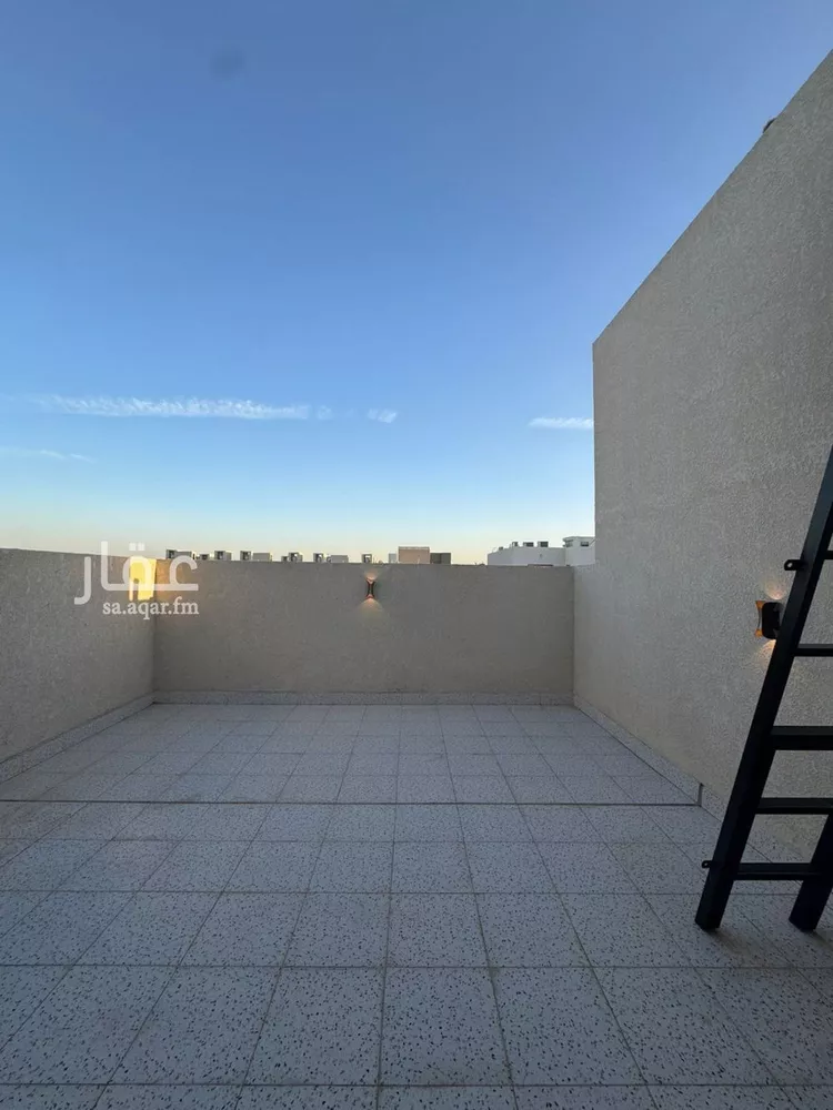 فيلا للبيع في شارع يوسف الشافعي, حي العارض, مدينة الرياض, منطقة الرياض صورة 2