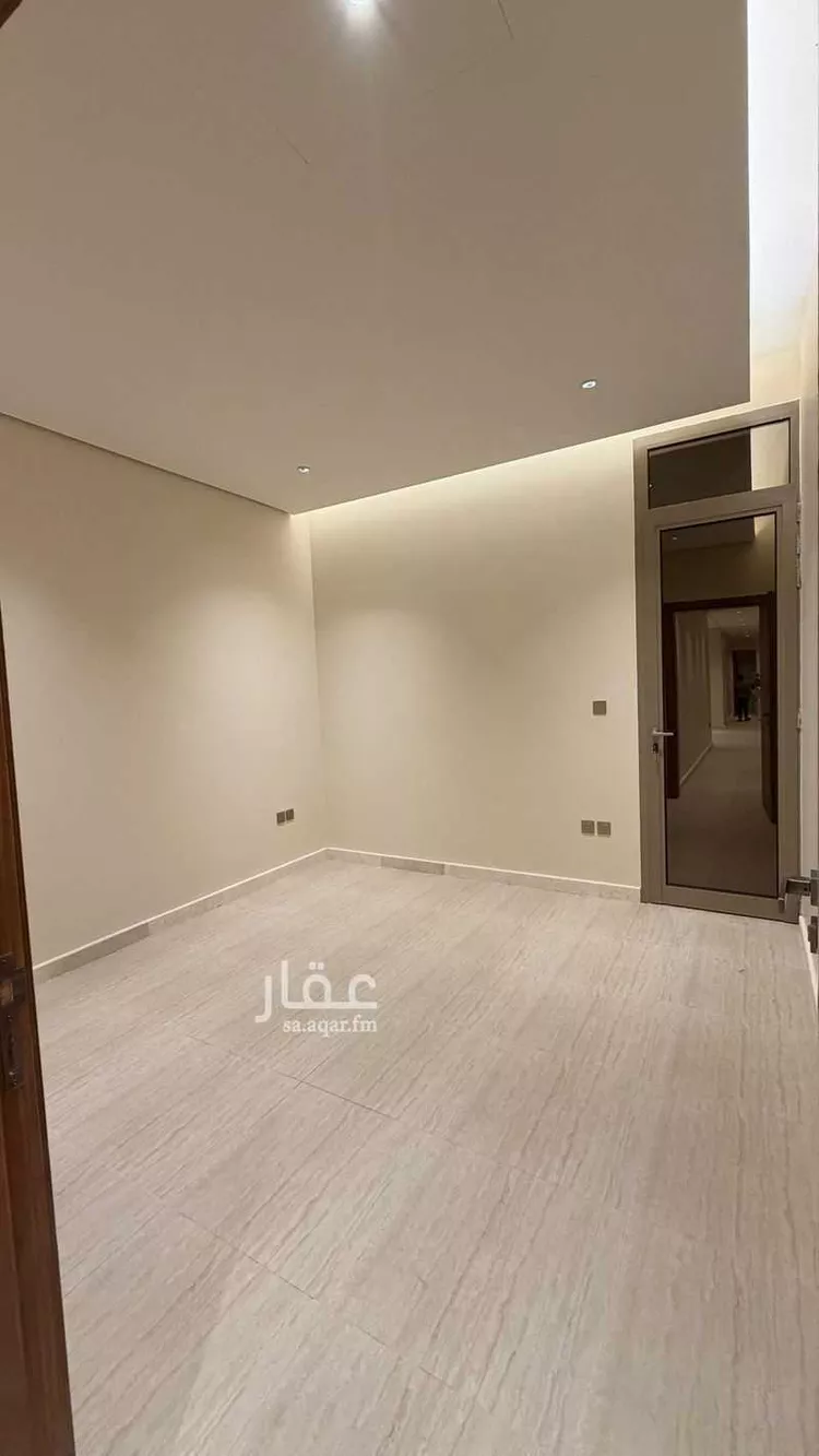 دور للبيع في شارع المجد, حي الربيع, مدينة الرياض, منطقة الرياض صورة 3