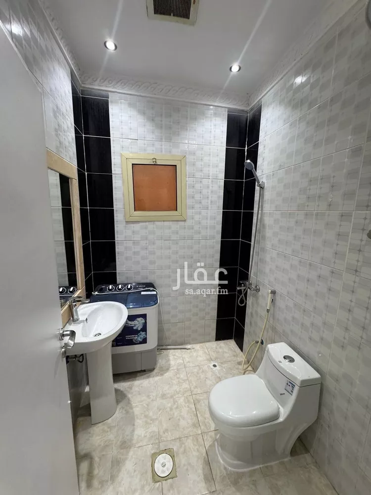 شقة للإيجار في شارع النجاح, حي إشبيلية, مدينة الرياض, منطقة الرياض 7