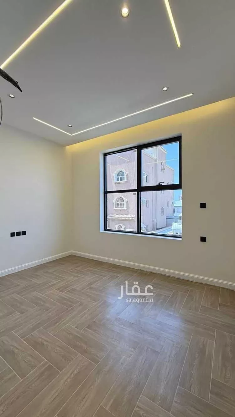 فيلا للبيع في شارع شهيد الدين ثم الوطن, حي المطار, مدينة جازان, منطقة جازان 23
