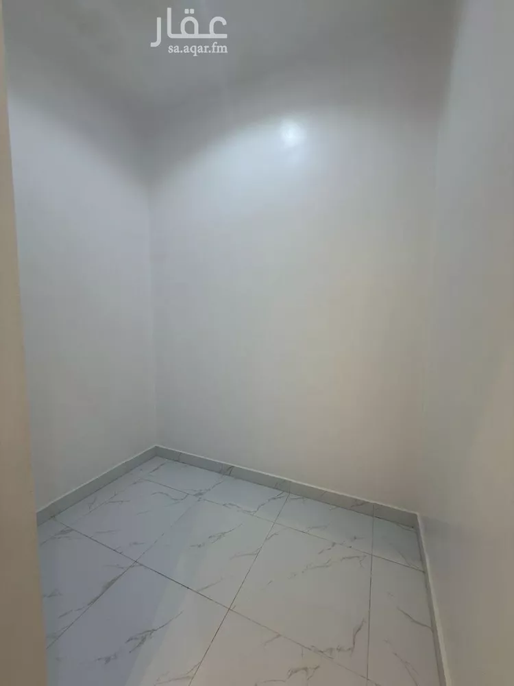شقة للبيع في شارع ابو الشمقمق, حي السويس 1, مدينة جازان, منطقة جازان 16